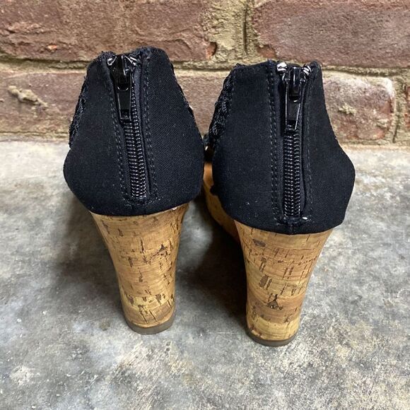 Montego Bay Club Black Wedge Sandal Size 6.5 - Picture 5 of 9
